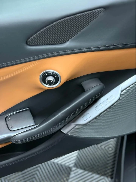 2020 Ferrari Portofino - Image 6 of 20