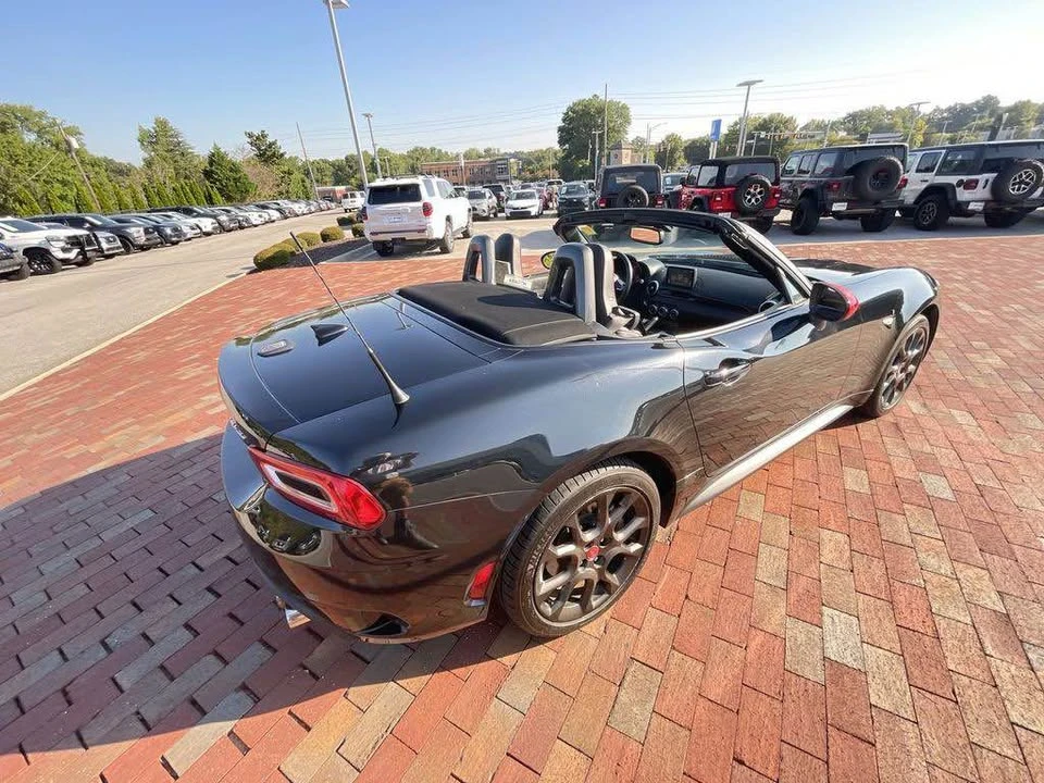2020 Fiat 124 Spider - Image 6 of 19