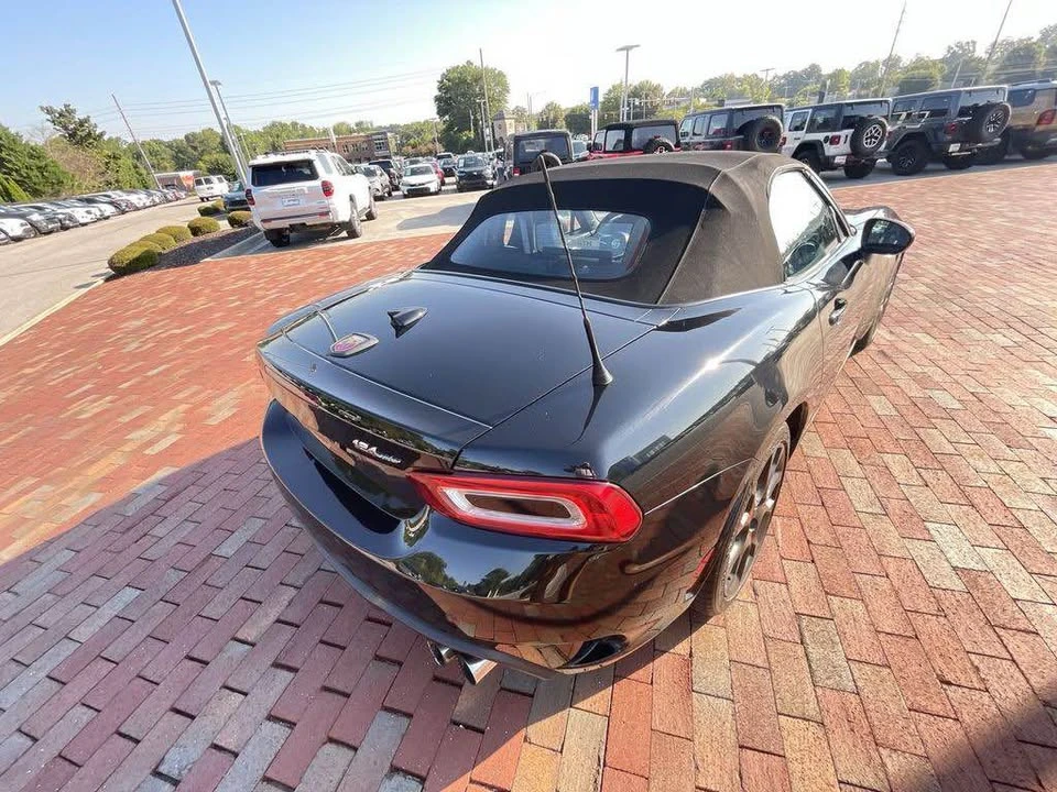 2020 Fiat 124 Spider - Image 4 of 19