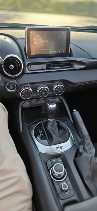 2020 Fiat 124 Spider - Image 12 of 13