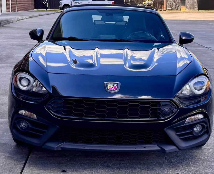 2020 Fiat 124 Spider - Image 10 of 17