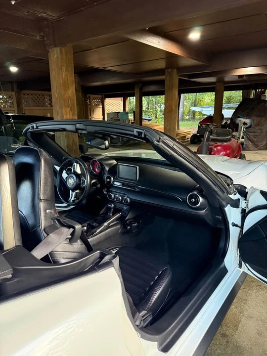2020 Fiat 124 Spider - Image 7 of 20