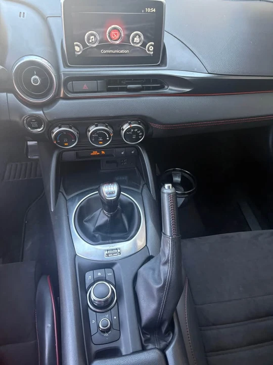 2020 Fiat 124 Spider - Image 8 of 14