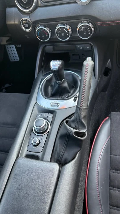 2020 Fiat 124 Spider - Image 5 of 19