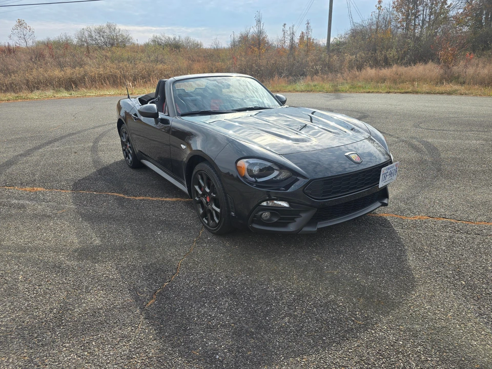 2020 Fiat 124 Spider - Image 13 of 31