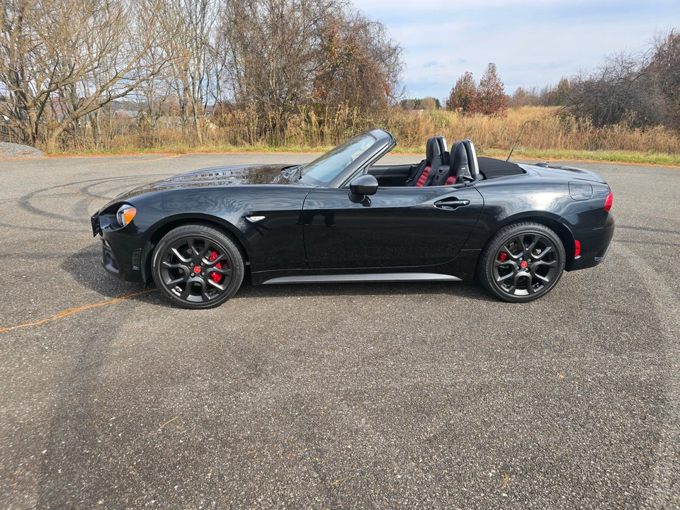 2020 Fiat 124 Spider - Image 7 of 31