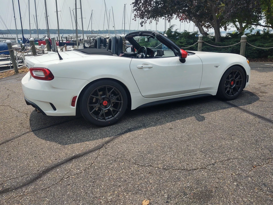 2020 Fiat 124 Spider - Image 7 of 31