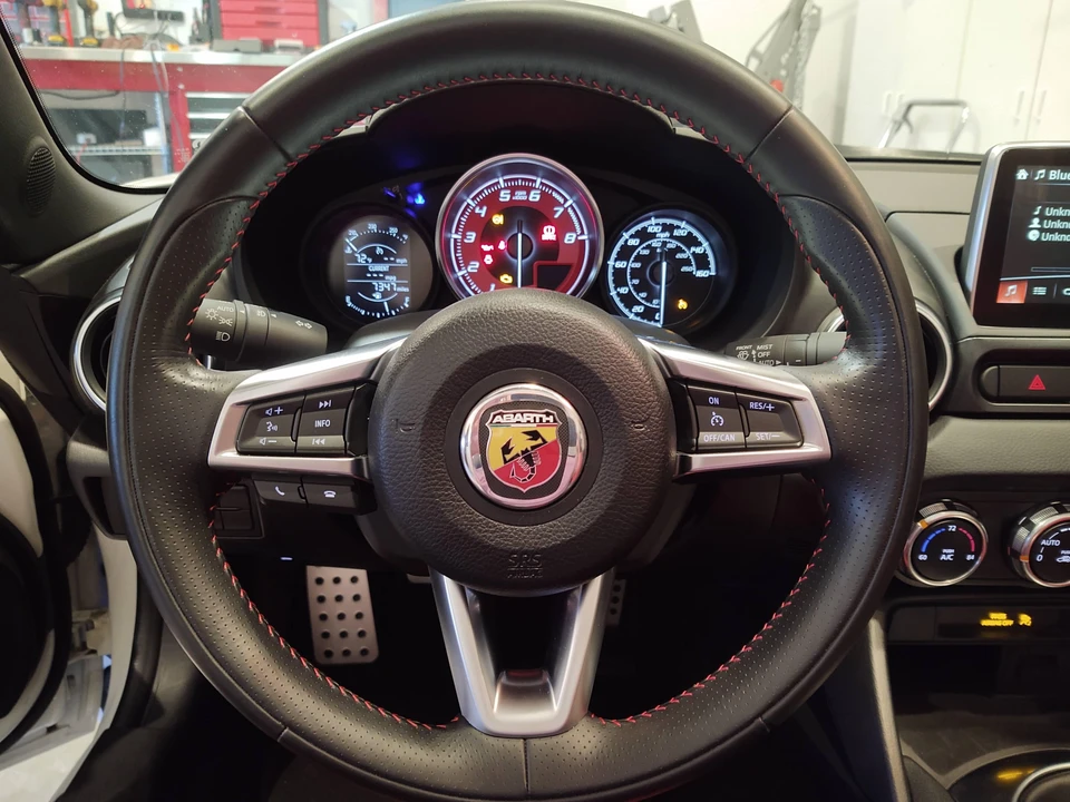 2020 Fiat 124 Spider - Image 29 of 31