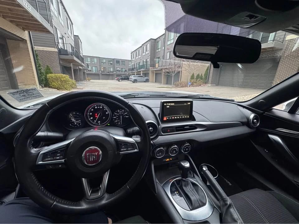 2020 Fiat 124 Spider - Image 13 of 18