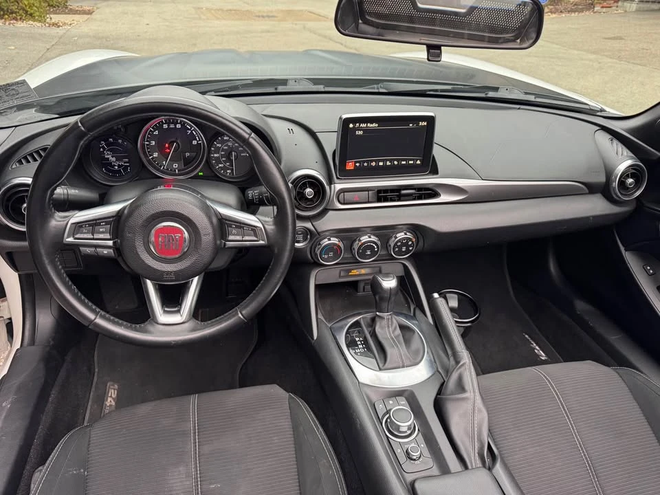 2020 Fiat 124 Spider - Image 16 of 18