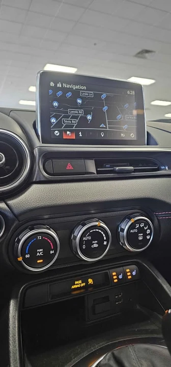 2020 Fiat 124 Spider - Image 13 of 19