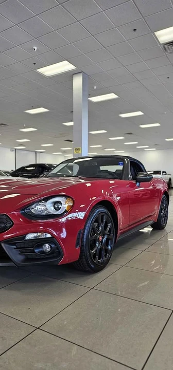 2020 Fiat 124 Spider - Image 3 of 19