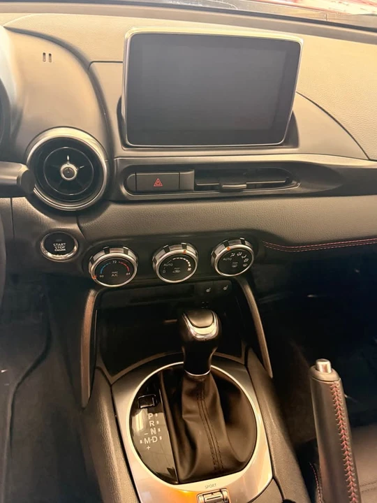2020 Fiat 124 Spider - Image 10 of 16