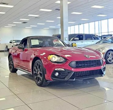 2020 Fiat 124 Spider Classica Convertible 2D
