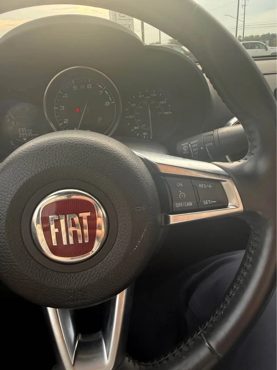 2020 Fiat 124 Spider - Image 8 of 14