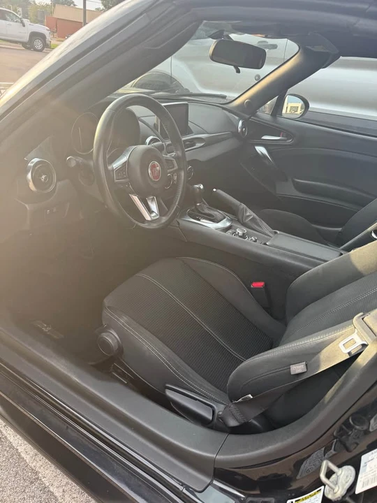 2020 Fiat 124 Spider - Image 3 of 14