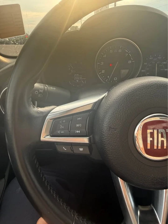 2020 Fiat 124 Spider - Image 9 of 14