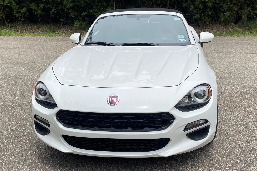 2020 Fiat 124 Spider - Image 2 of 31