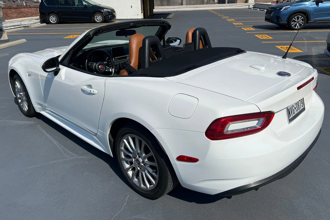 2020 Fiat 124 Spider - Image 4 of 31