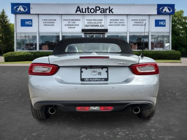 2020 Fiat 124 Spider - Image 9 of 19