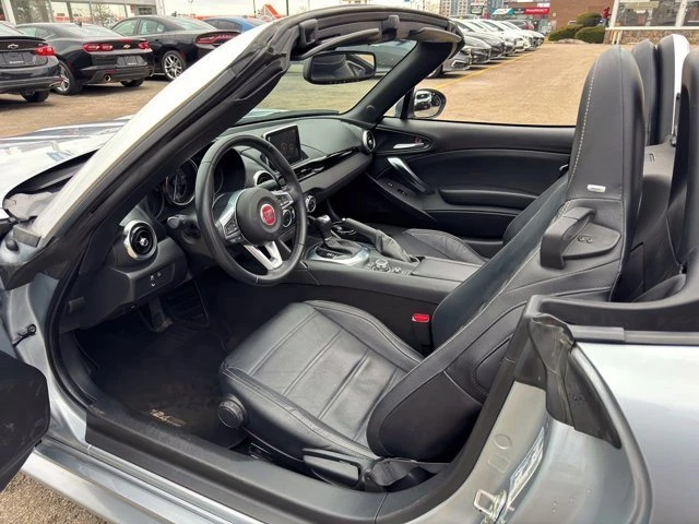 2020 Fiat 124 Spider - Image 16 of 19