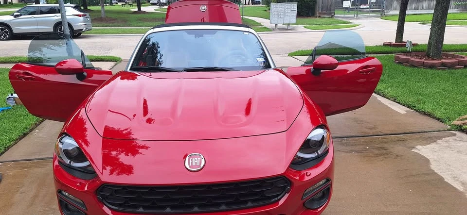 2020 Fiat 124 Spider - Image 11 of 14