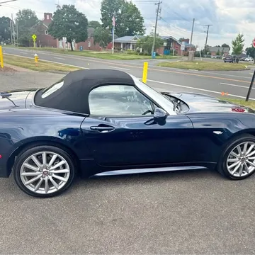 2020 Fiat 124 Spider Lusso Convertible 2D