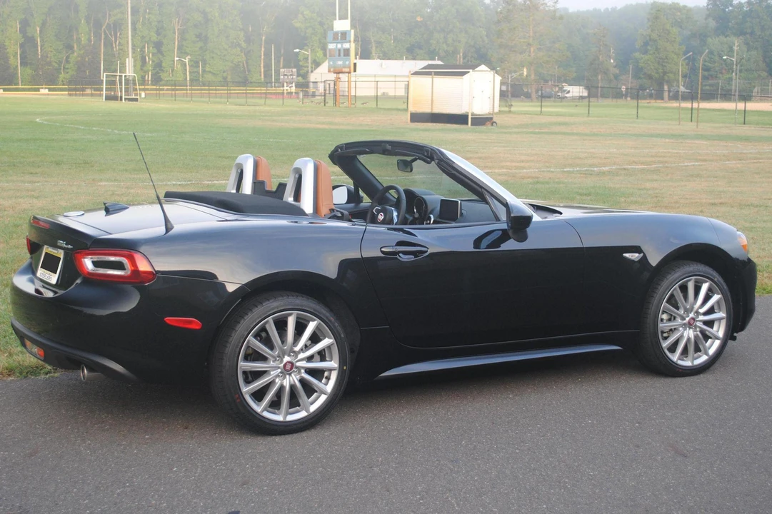 2020 Fiat 124 Spider - Image 4 of 21