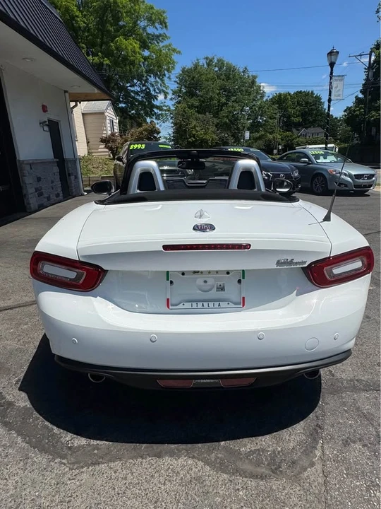 2020 Fiat 124 Spider - Image 6 of 8