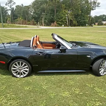 2020 Fiat 124 Spider Lusso