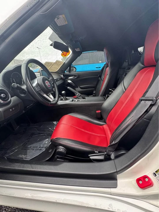 2020 Fiat 124 Spider - Image 12 of 18