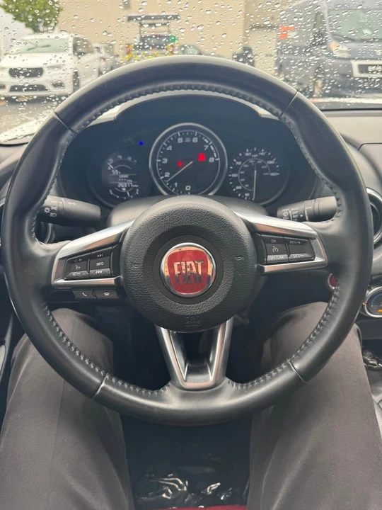 2020 Fiat 124 Spider - Image 13 of 18