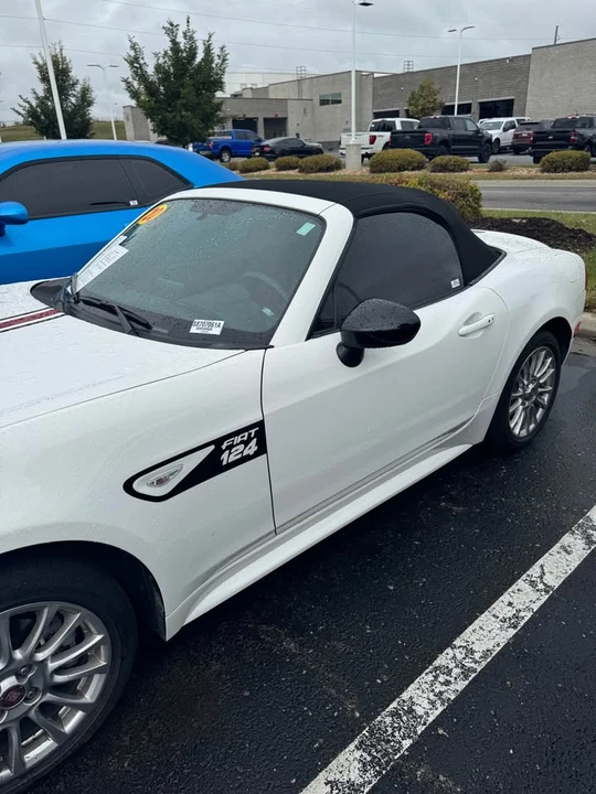 2020 Fiat 124 Spider - Image 4 of 18