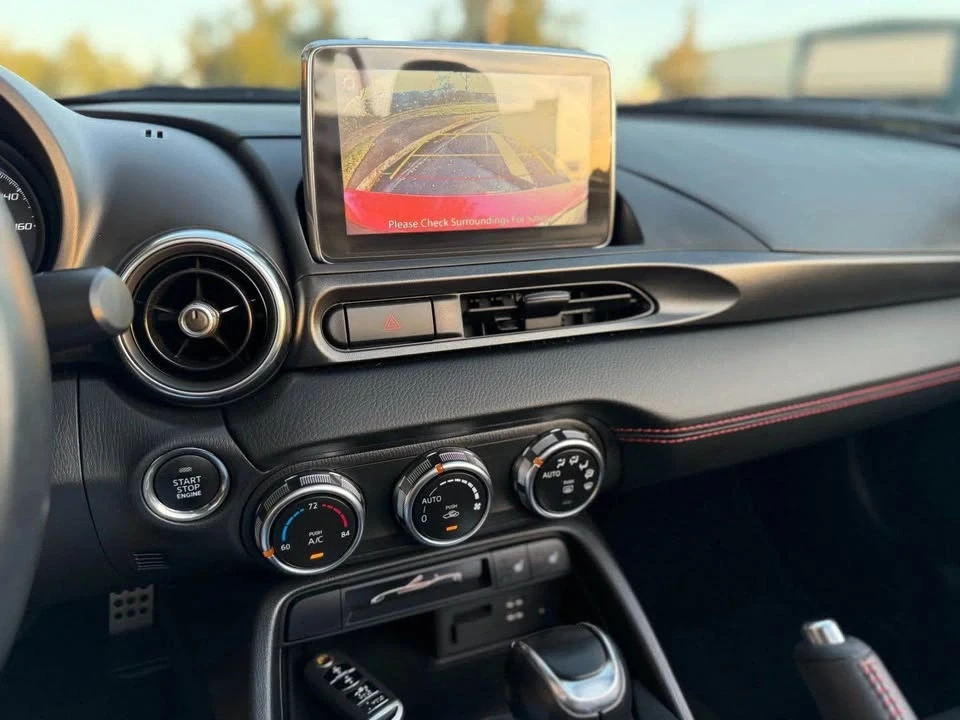 2020 Fiat 124 Spider - Image 10 of 20