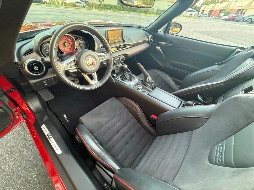 2020 Fiat 124 Spider - Image 18 of 20