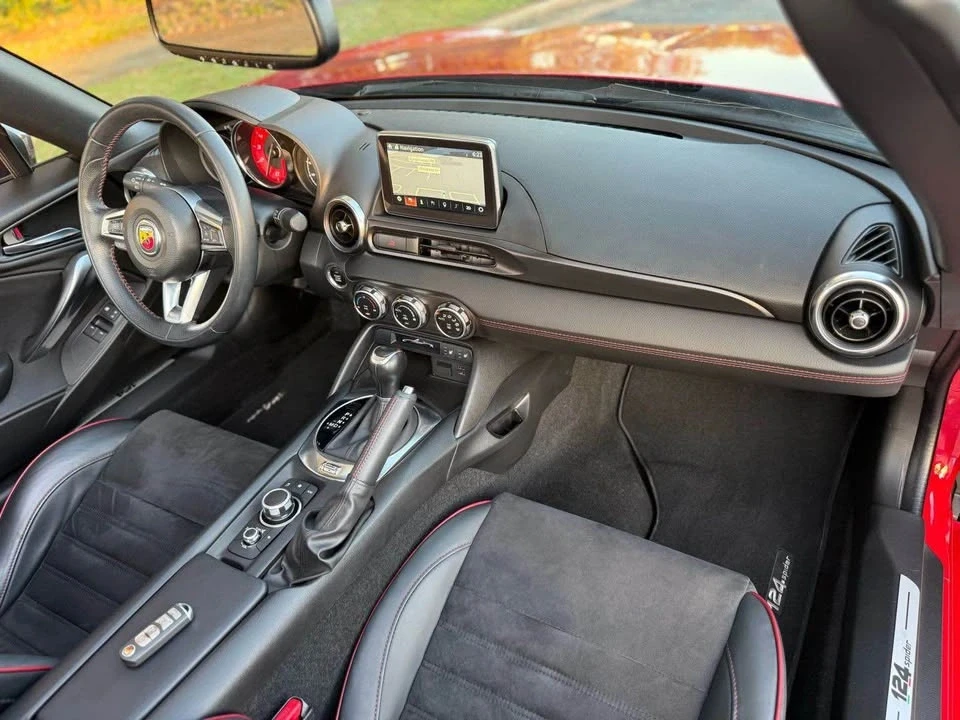 2020 Fiat 124 Spider - Image 13 of 20