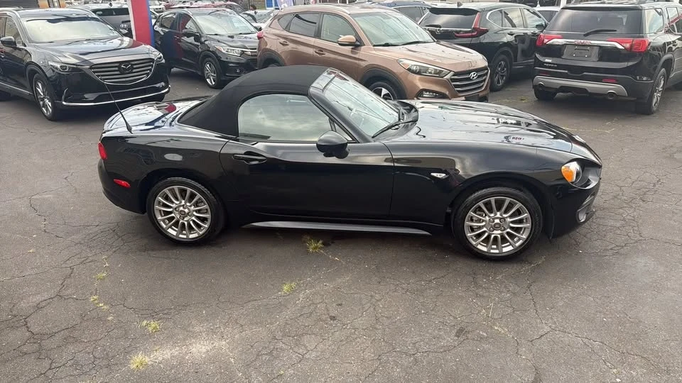 2020 Fiat 124 Spider - Image 5 of 11