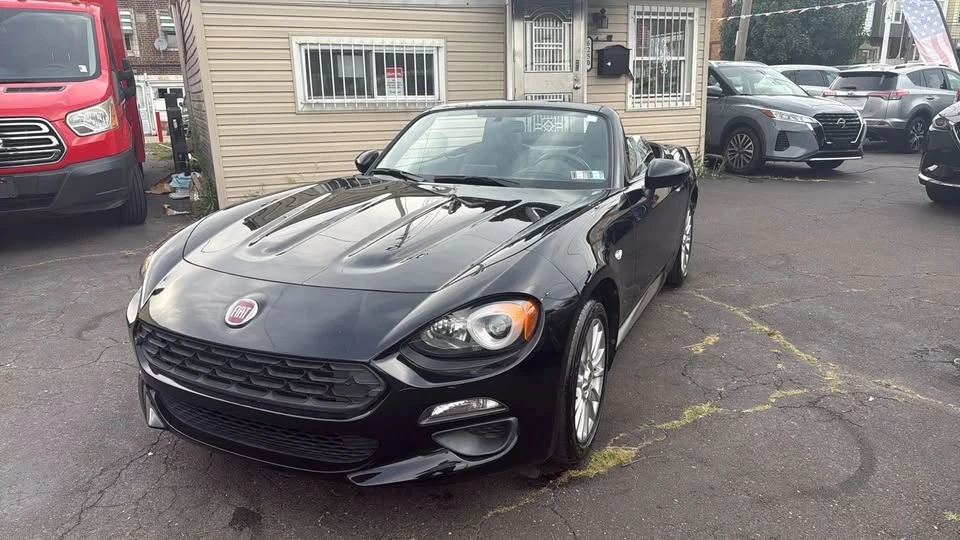 2020 Fiat 124 Spider - Image 2 of 11