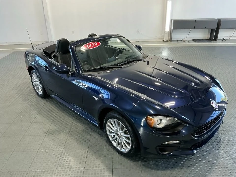 2020 Fiat 124 Spider - Image 2 of 16