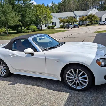 2020 Fiat 124 Spider Lusso