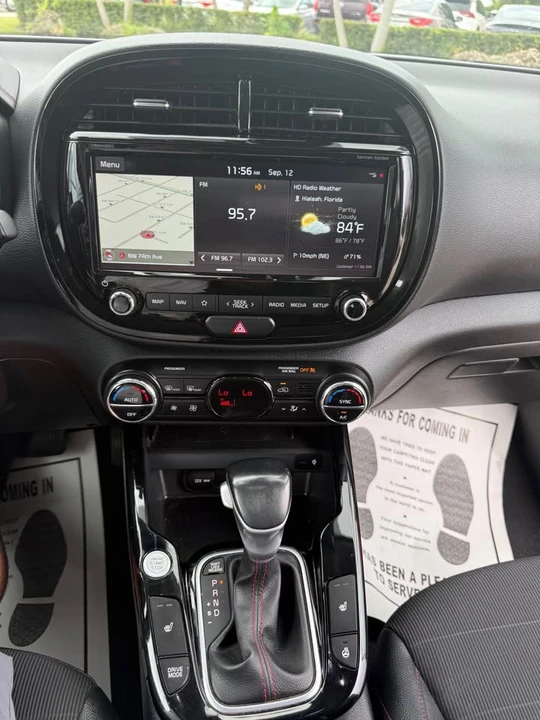 2020 Fiat 500e - Image 10 of 12