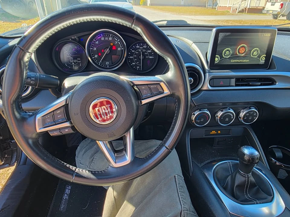 2020 Fiat 124 Spider - Image 15 of 18