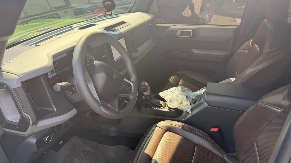 2020 Ford Bronco - Image 8 of 10