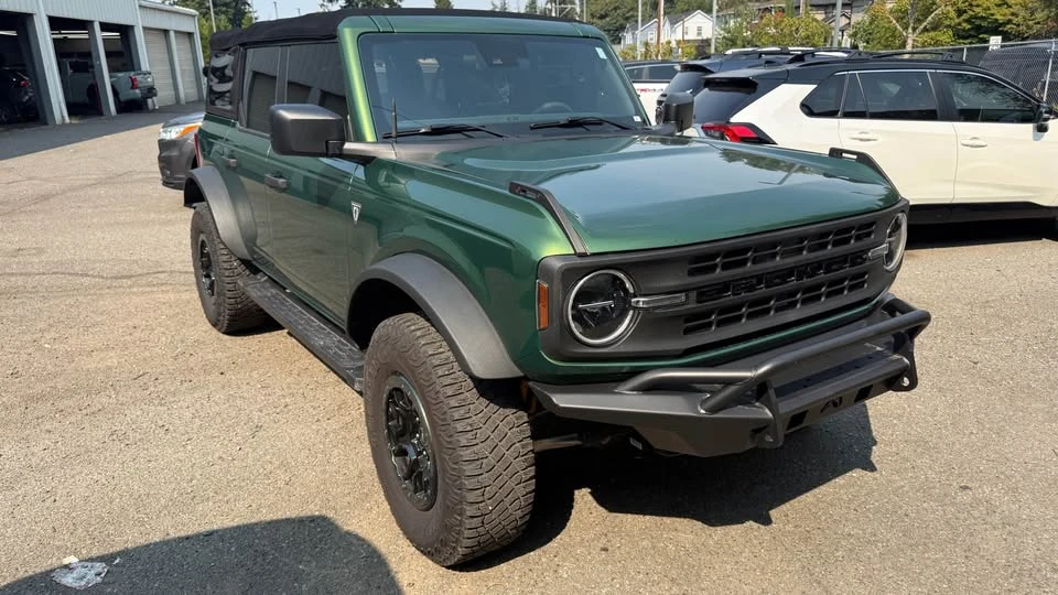 2020 Ford Bronco - Image 3 of 10