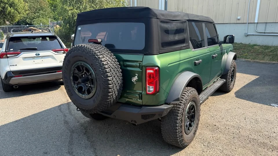 2020 Ford Bronco - Image 6 of 10