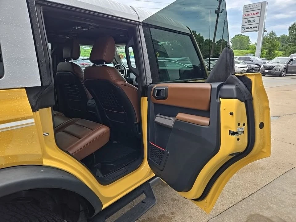 2020 Ford Bronco - Image 17 of 20