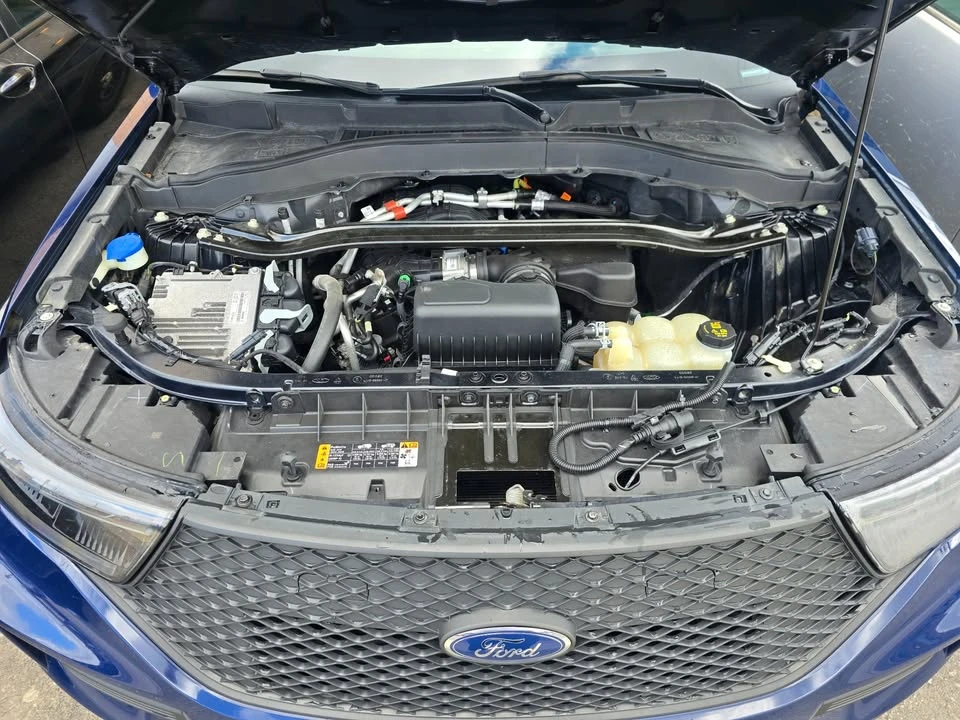 2020 Ford Explorer 6th Gen - Image 18 of 19