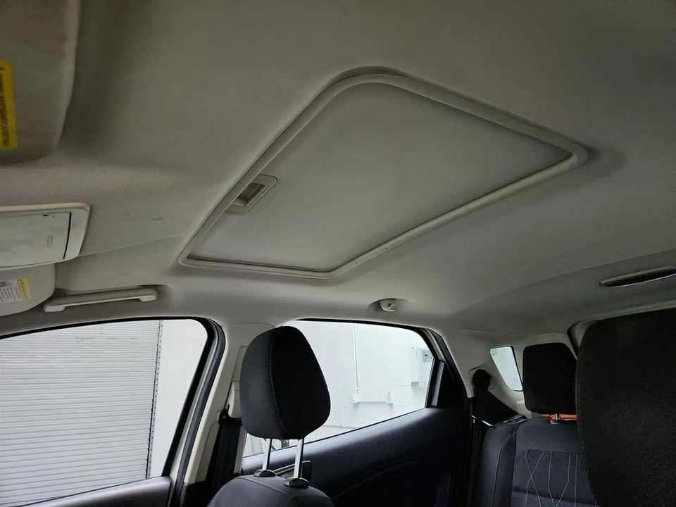 2020 Ford EcoSport - Image 15 of 31