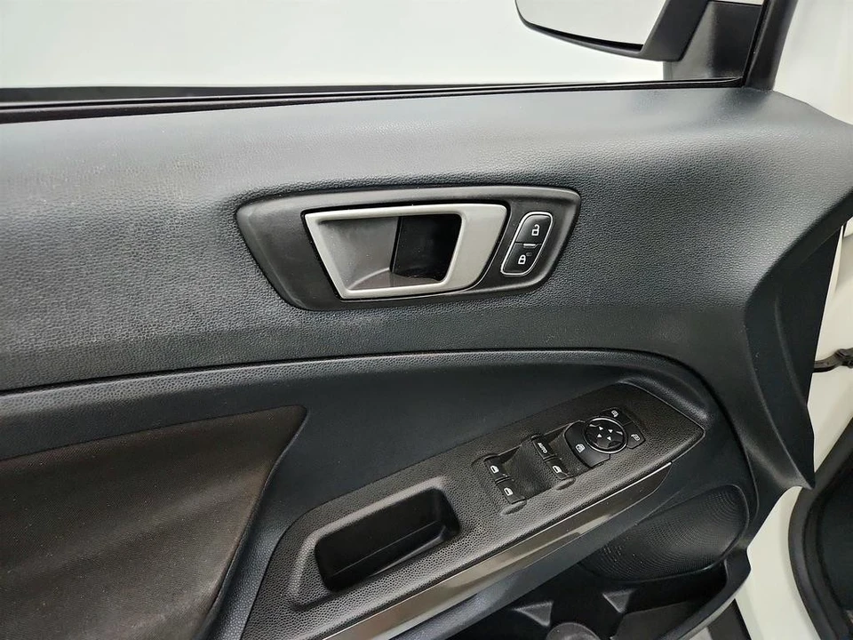 2020 Ford EcoSport - Image 21 of 31