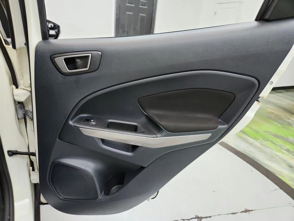 2020 Ford EcoSport - Image 28 of 31